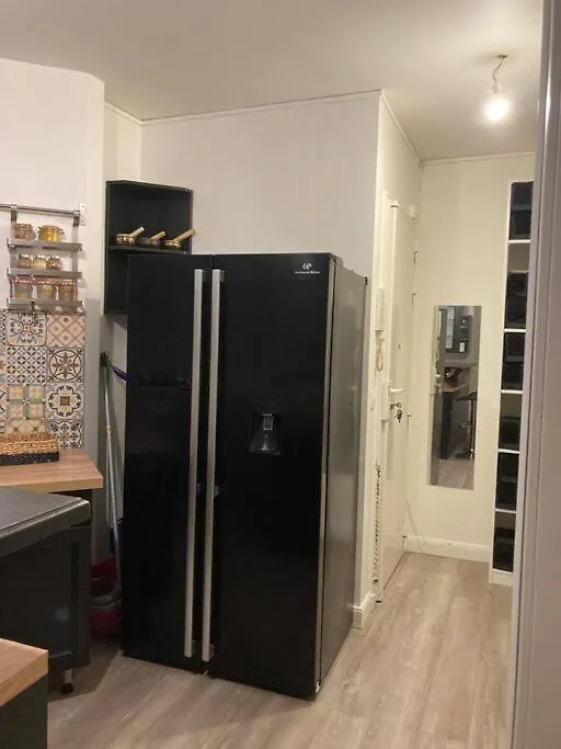 Appartement Cosy Proche Montmartre Parigi Francia